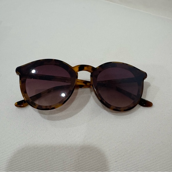 KREWE Amber Tortoise Sunglasses - Picture 5 of 6